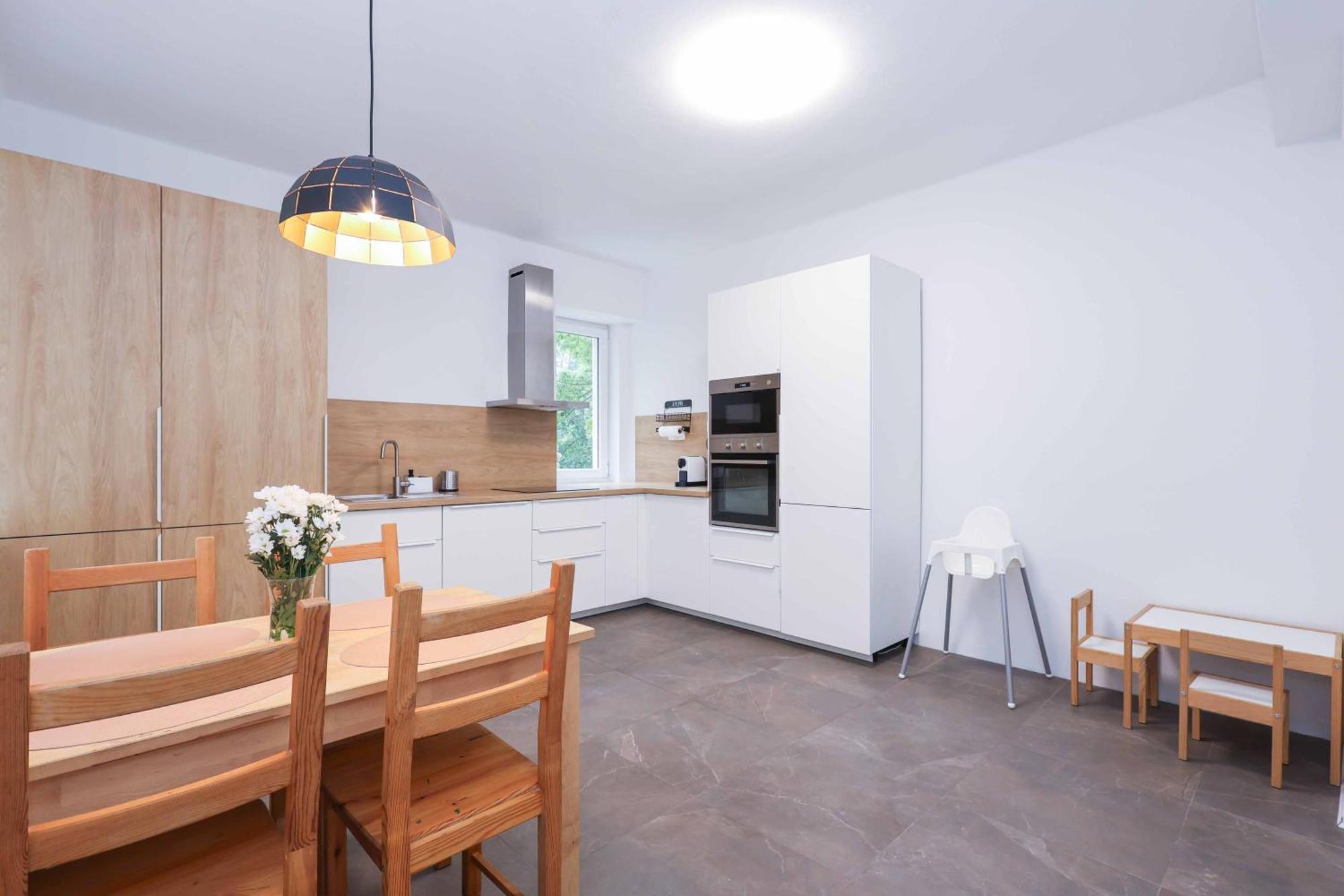 Charming Old Town Family Retreat Leilighet Bratislava Eksteriør bilde